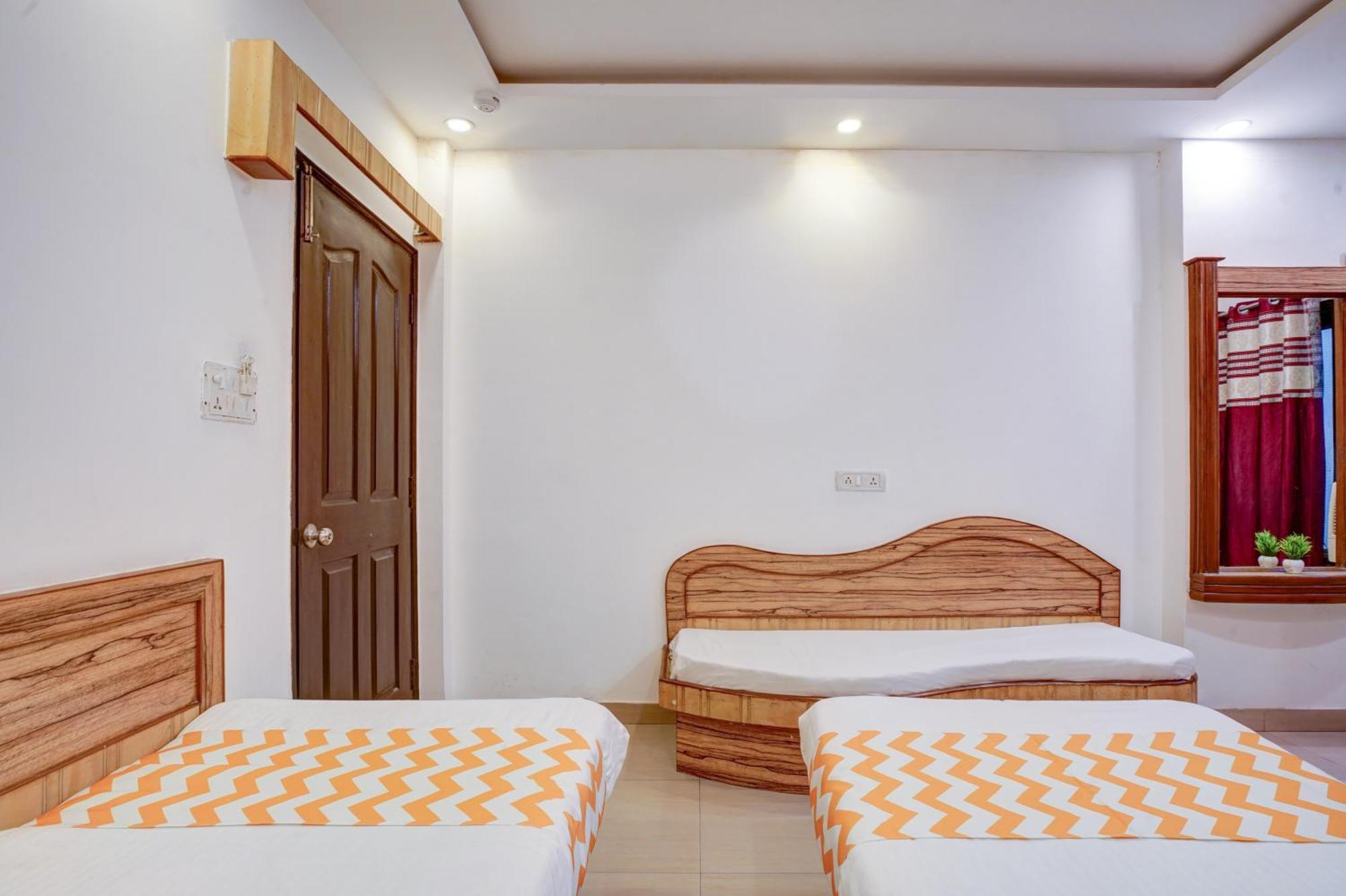 The Hindustan International - Traveller'S Choice Award 2025 Best Of Best Winning Hotel New Delhi Exteriör bild