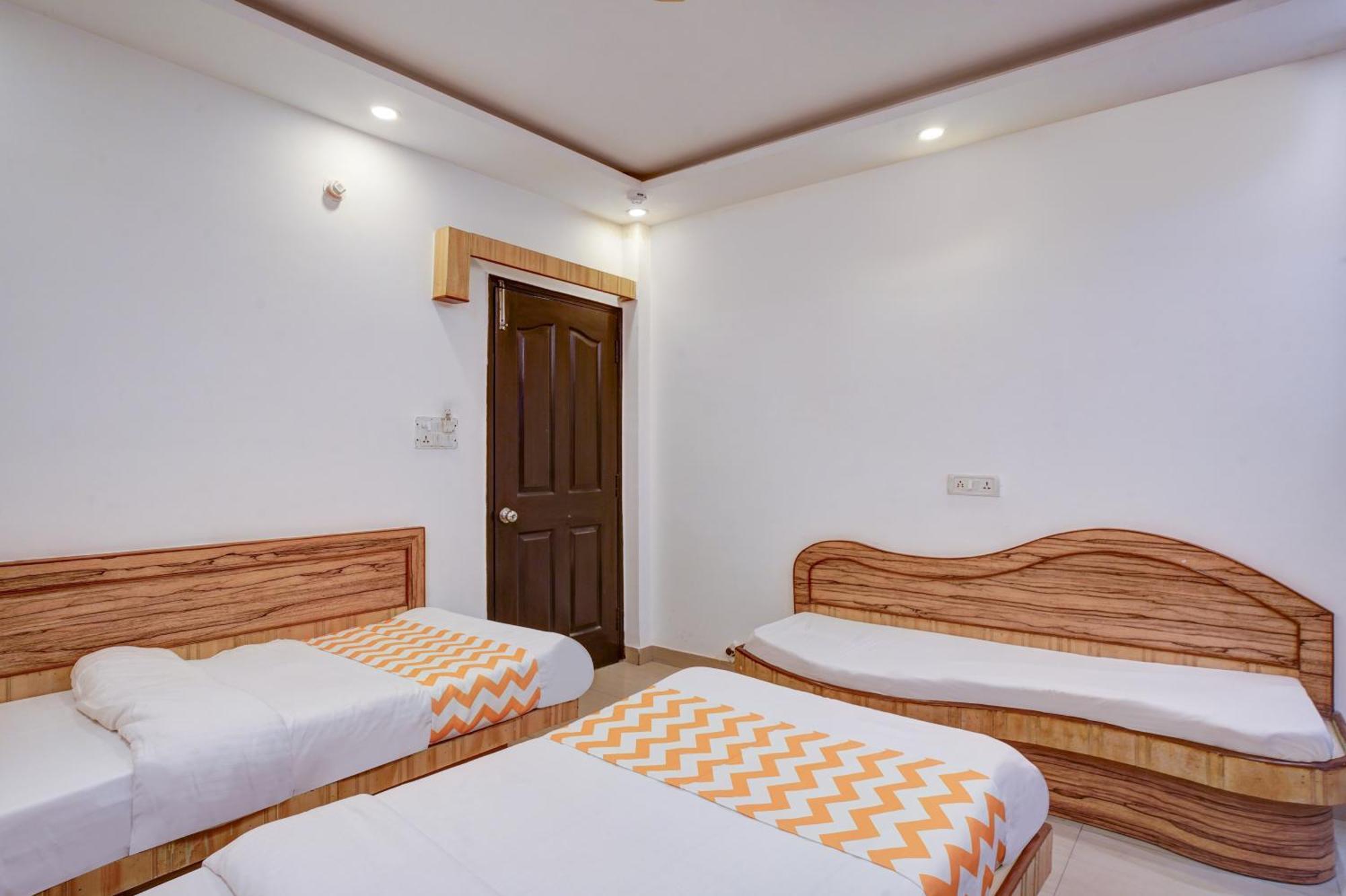 The Hindustan International - Traveller'S Choice Award 2025 Best Of Best Winning Hotel New Delhi Exteriör bild