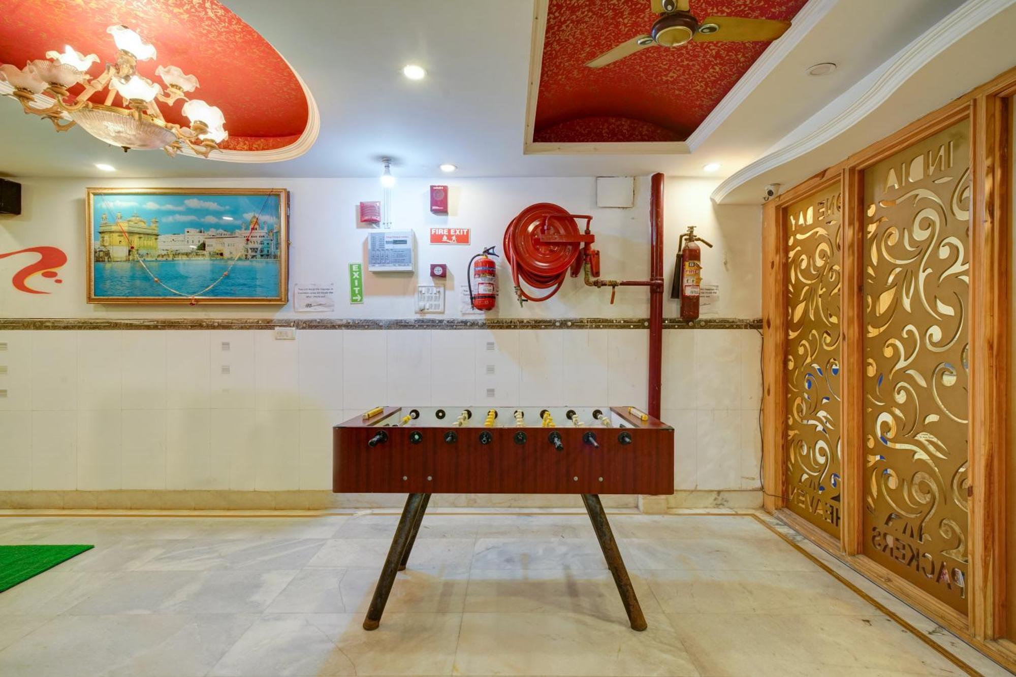The Hindustan International - Traveller'S Choice Award 2025 Best Of Best Winning Hotel New Delhi Exteriör bild