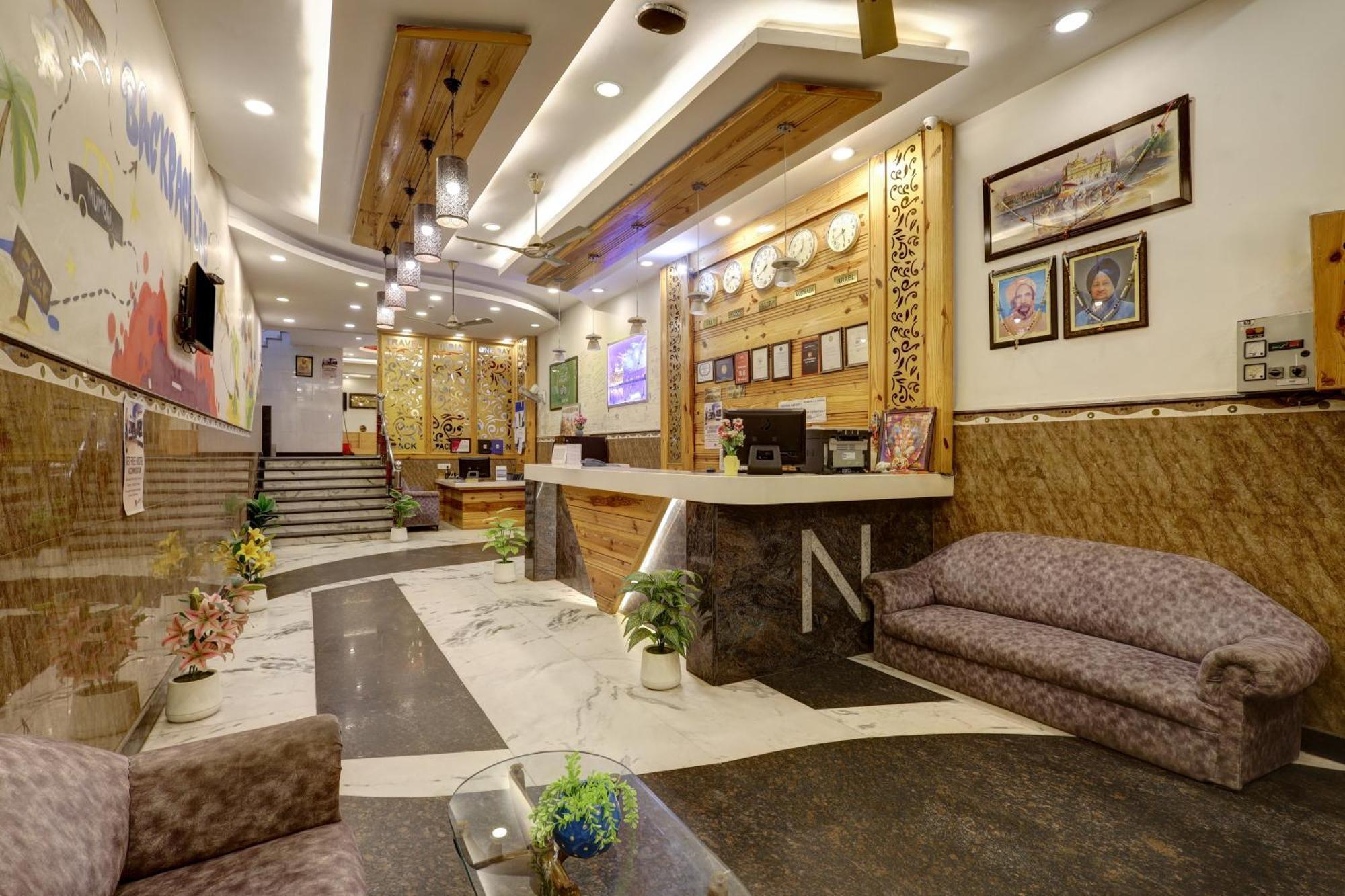 The Hindustan International - Traveller'S Choice Award 2025 Best Of Best Winning Hotel New Delhi Exteriör bild