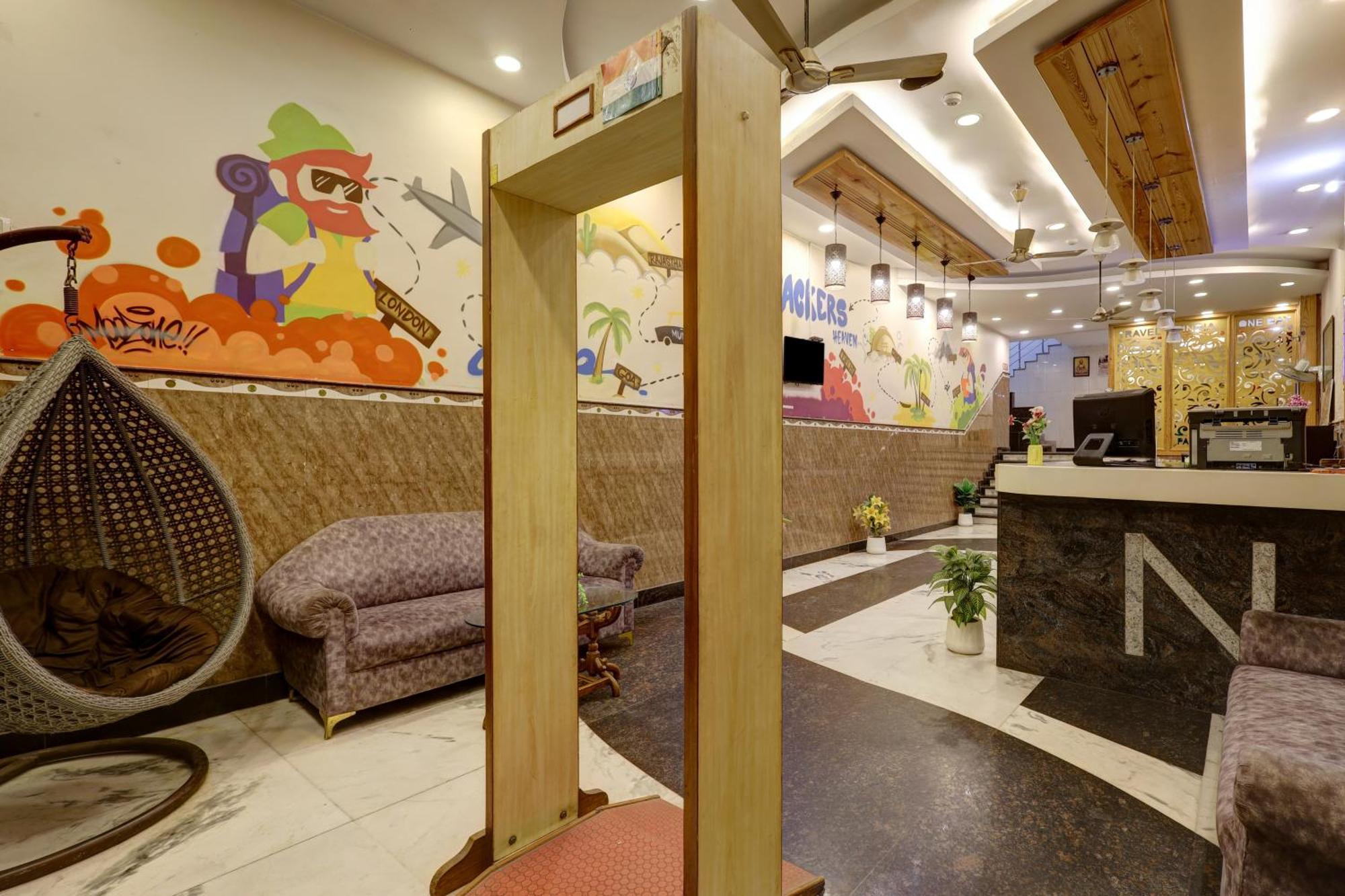 The Hindustan International - Traveller'S Choice Award 2025 Best Of Best Winning Hotel New Delhi Exteriör bild
