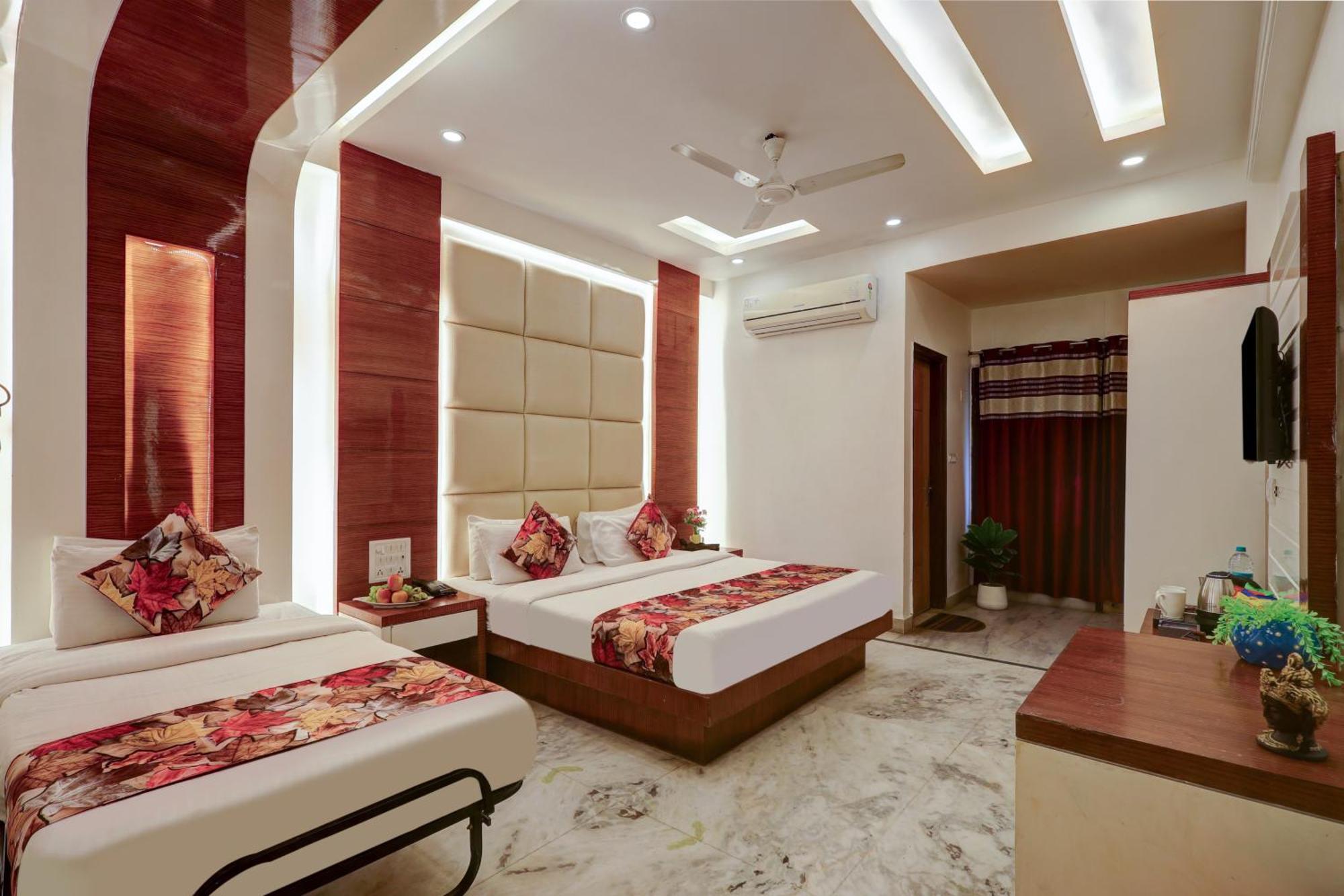 The Hindustan International - Traveller'S Choice Award 2025 Best Of Best Winning Hotel New Delhi Exteriör bild