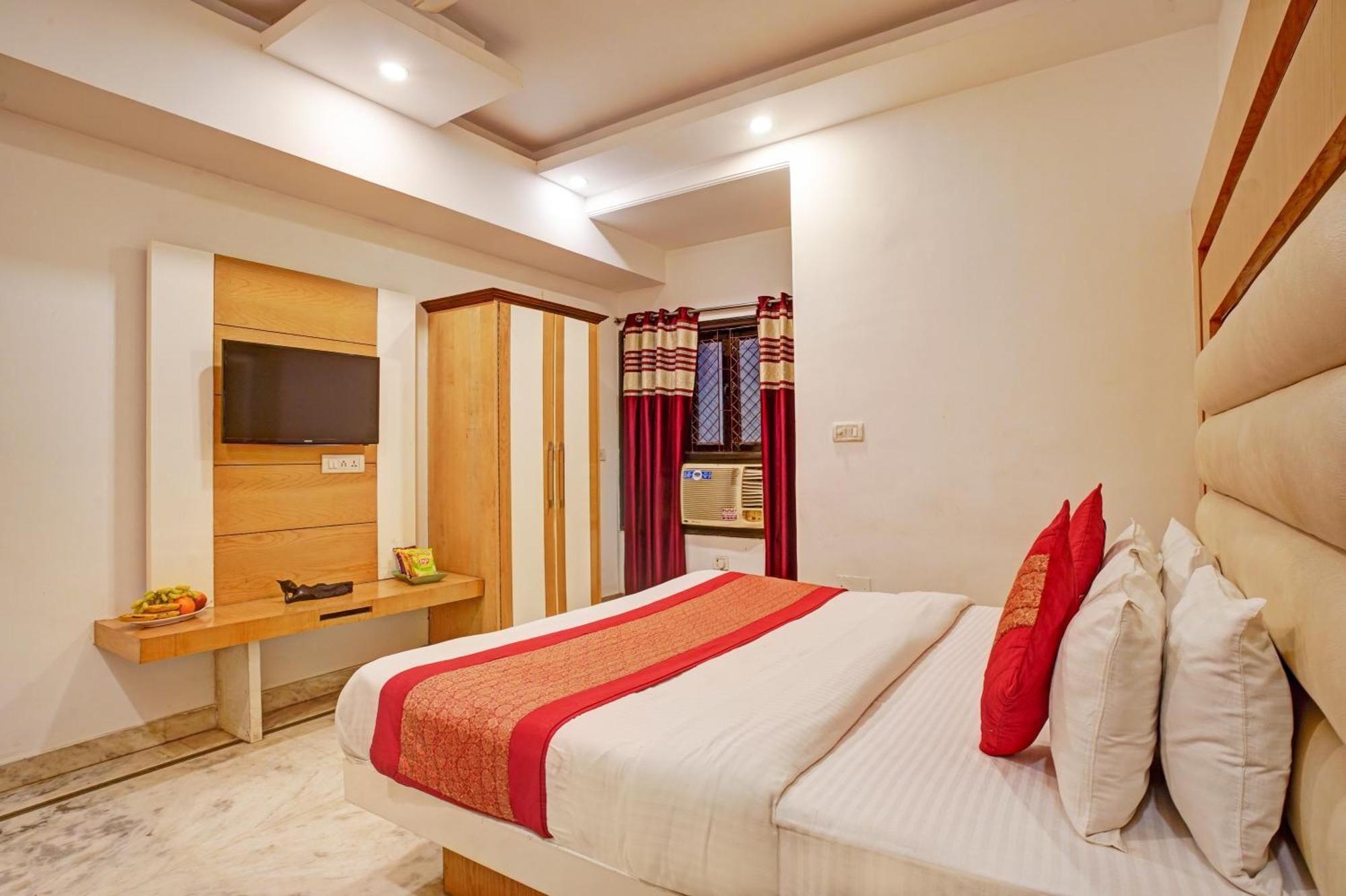 The Hindustan International - Traveller'S Choice Award 2025 Best Of Best Winning Hotel New Delhi Exteriör bild