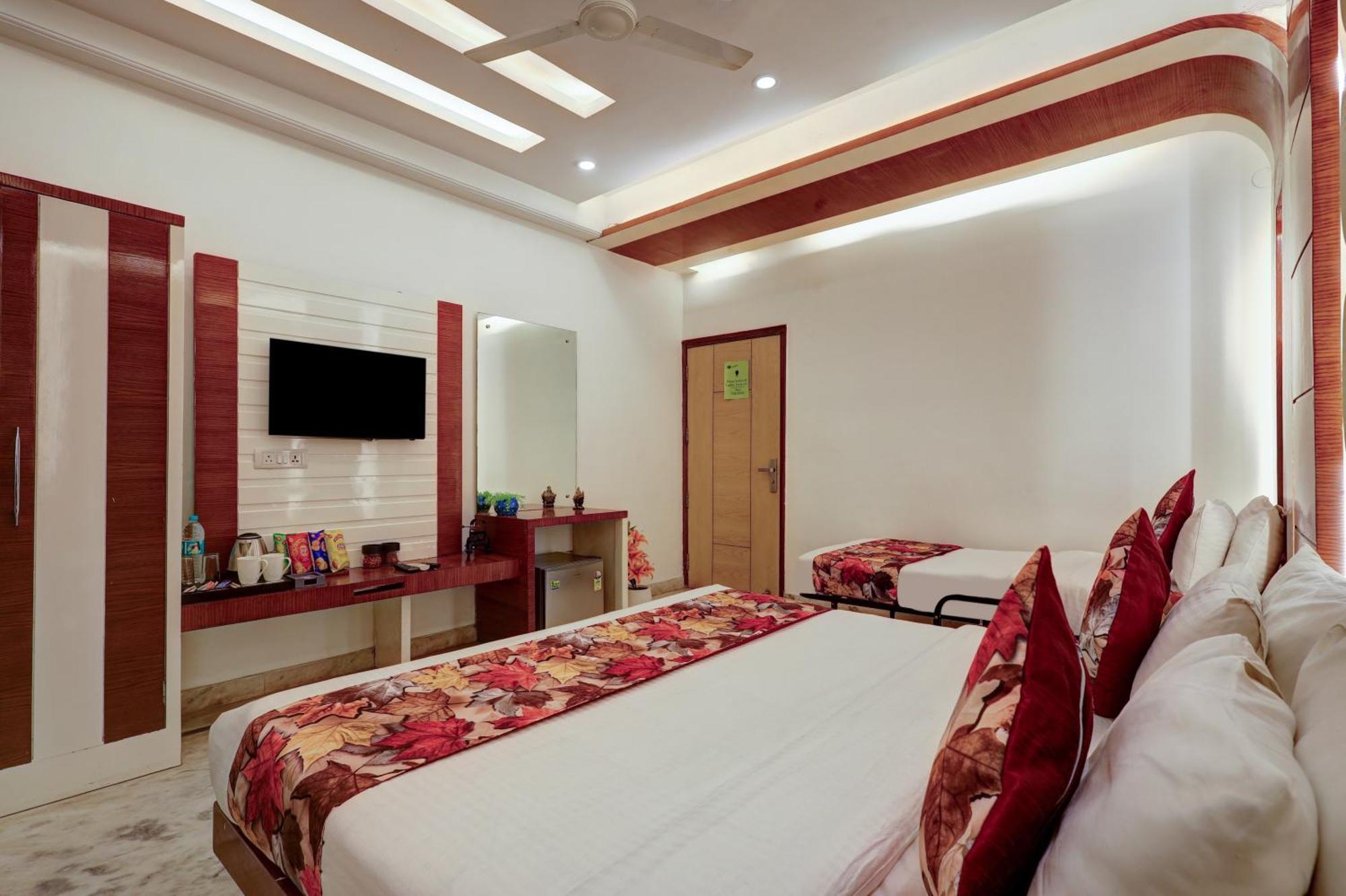The Hindustan International - Traveller'S Choice Award 2025 Best Of Best Winning Hotel New Delhi Exteriör bild