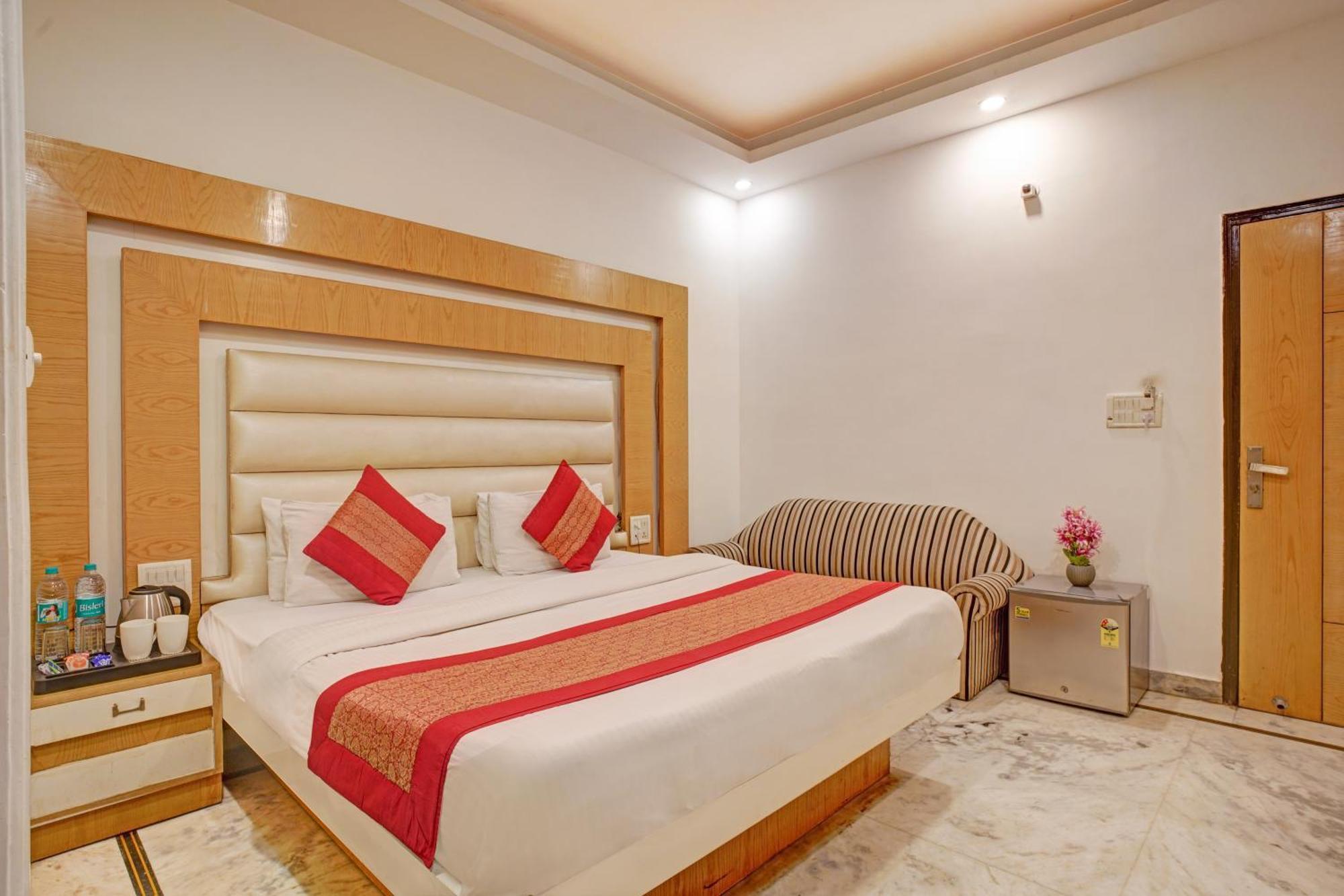 The Hindustan International - Traveller'S Choice Award 2025 Best Of Best Winning Hotel New Delhi Exteriör bild