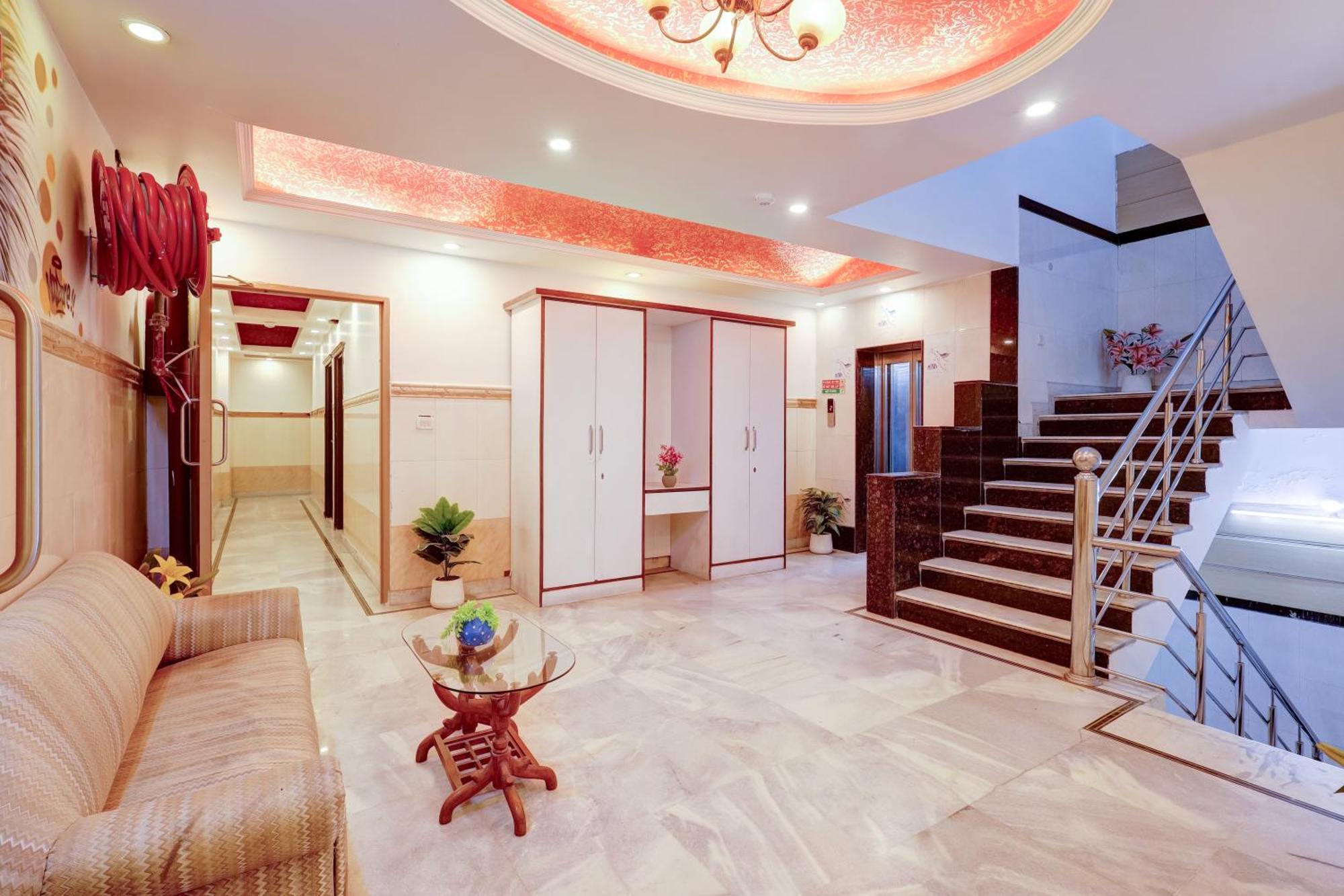 The Hindustan International - Traveller'S Choice Award 2025 Best Of Best Winning Hotel New Delhi Exteriör bild