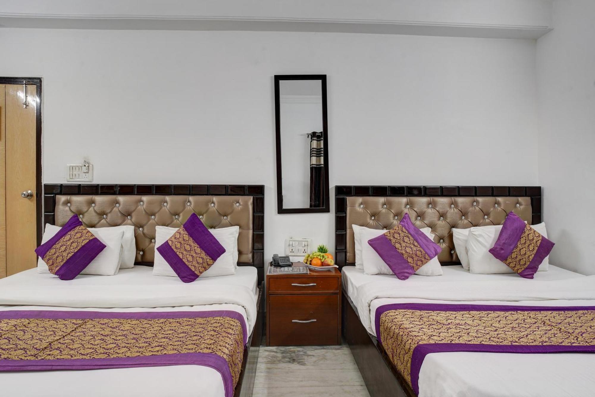 The Hindustan International - Traveller'S Choice Award 2025 Best Of Best Winning Hotel New Delhi Exteriör bild