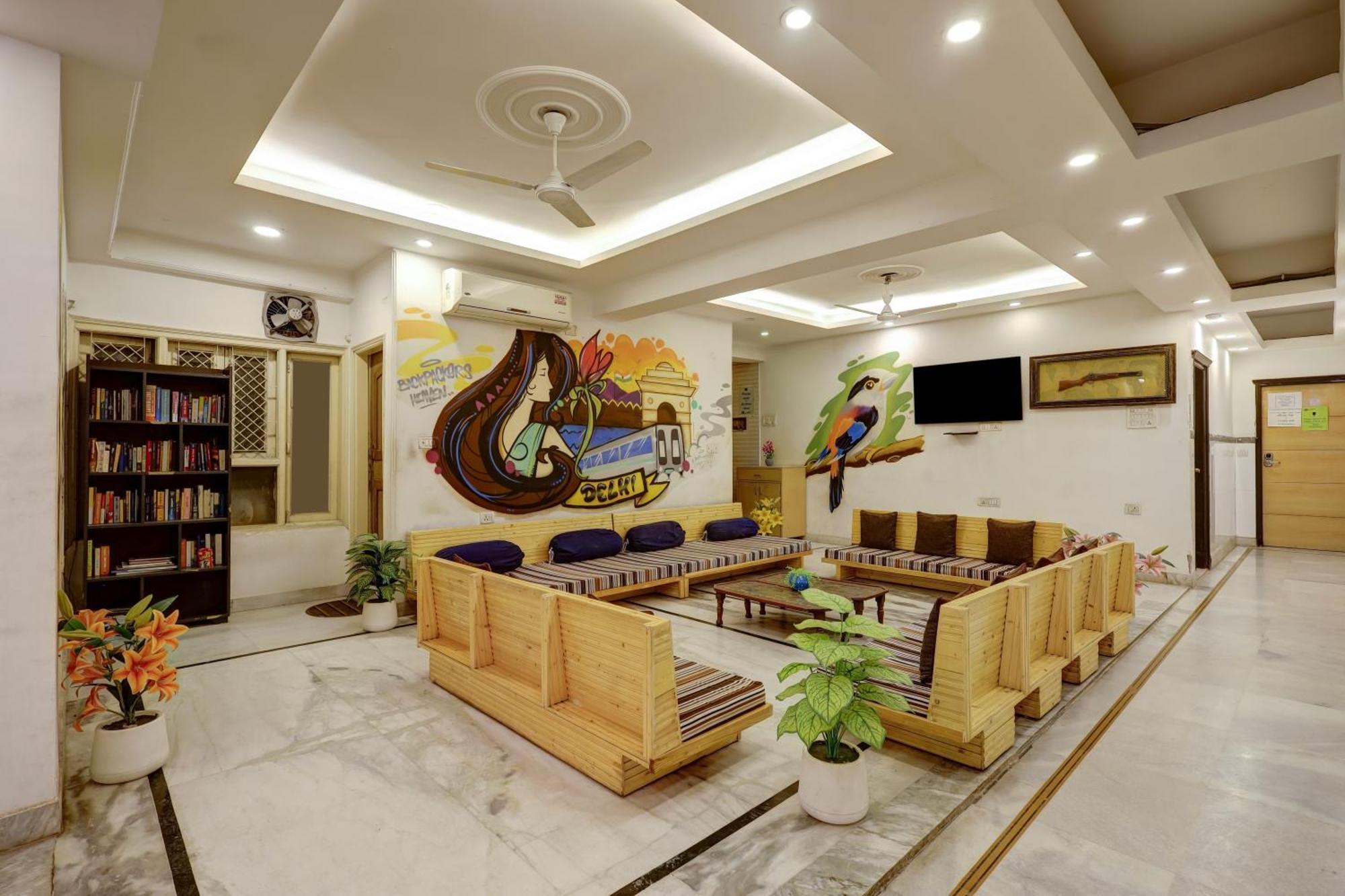 The Hindustan International - Traveller'S Choice Award 2025 Best Of Best Winning Hotel New Delhi Exteriör bild